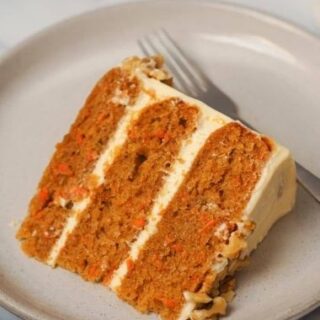 MOIST AND EASY CARROT CAKE