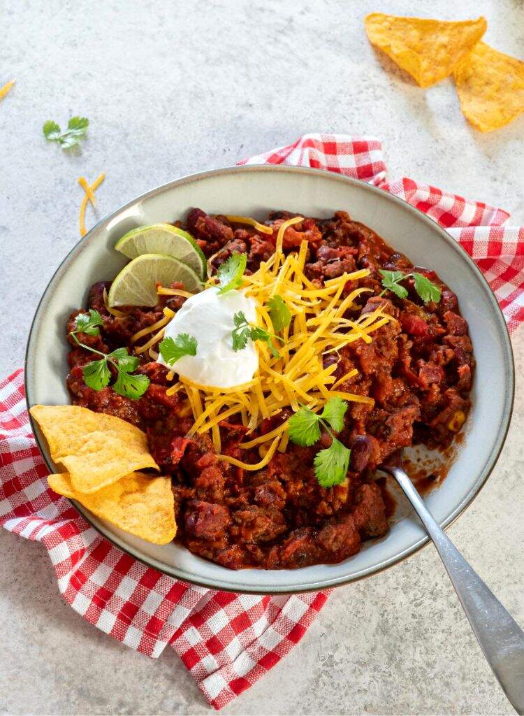 How Long Does Chili Last in the Fridge? (Tips & Tricks)